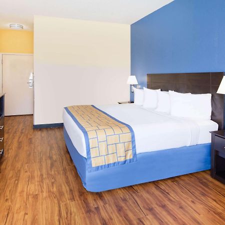 Days Inn By Wyndham Macon I-75 North Esterno foto